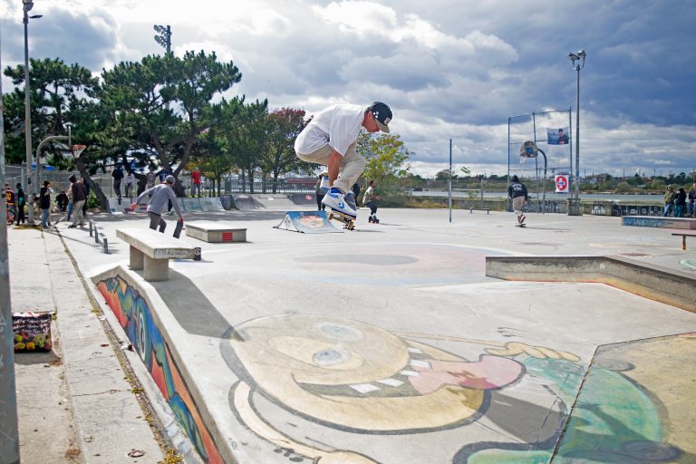 Read more about the article Clearly Faded: The Intersection of Skateboarding and Cannabis